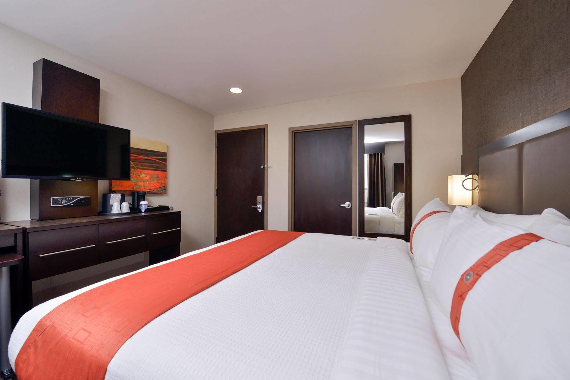 Holiday Inn New York-Jfk Airport Area, An Ihg Hotel Екстер'єр фото